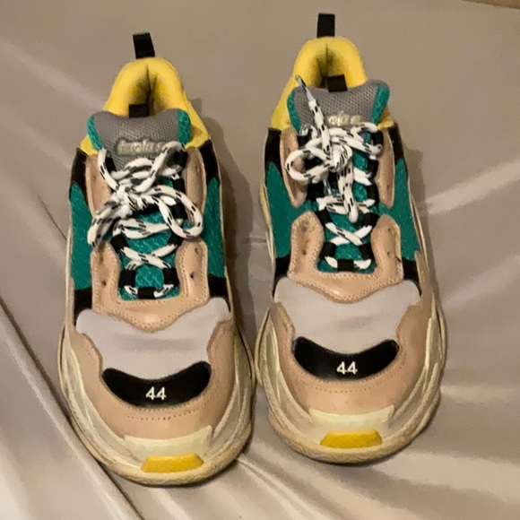 Balenciaga Tripple S sneaker main image 4